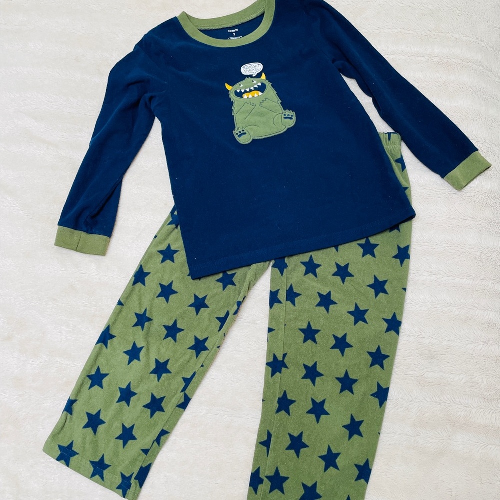 Carters fleece pajama set